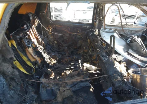 2016 Jeep Cherokee Altitude z USA, uszkodzony, nr VIN 1C4PJMCS4GW185385